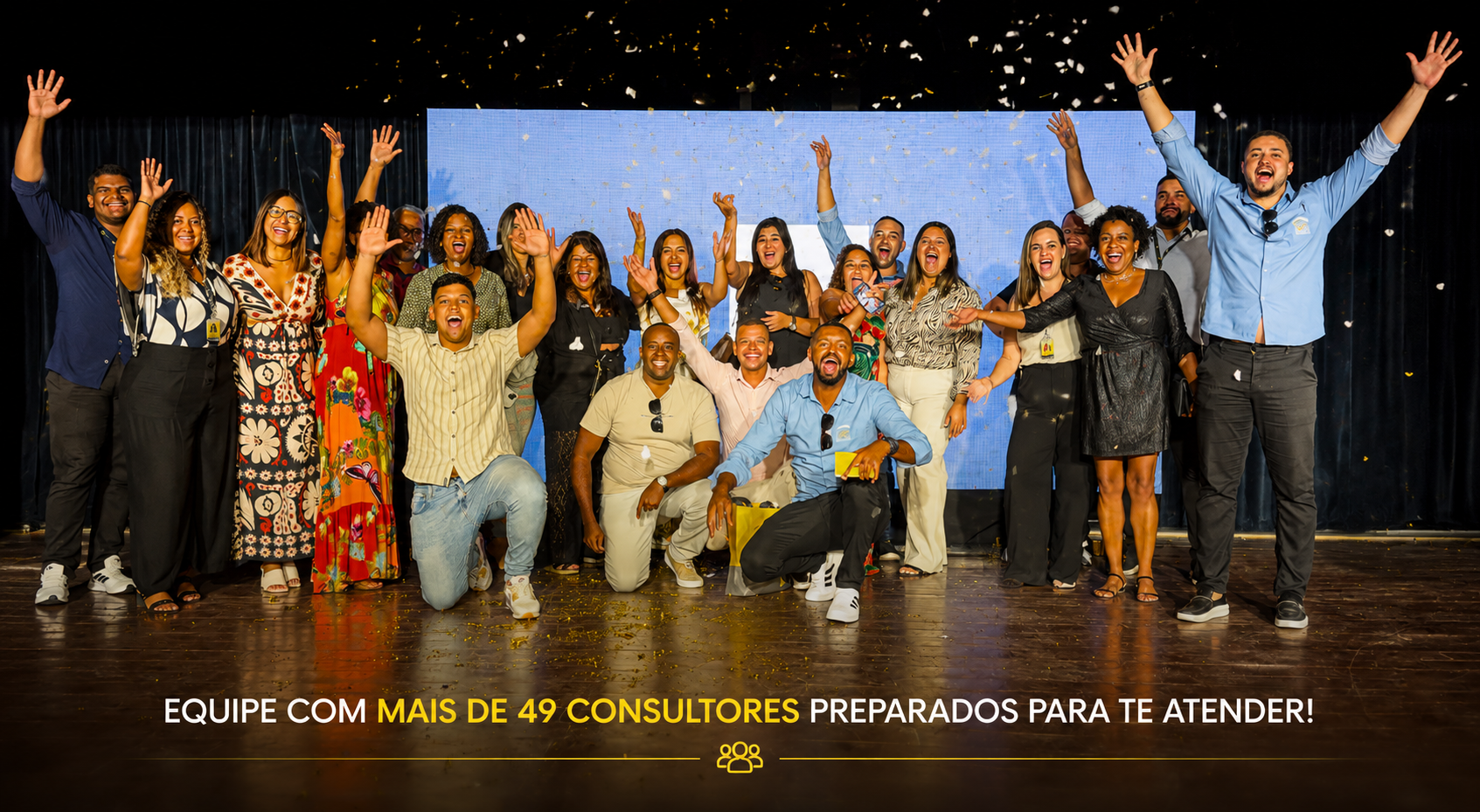 Equipe New Business Imobiliária celebrando